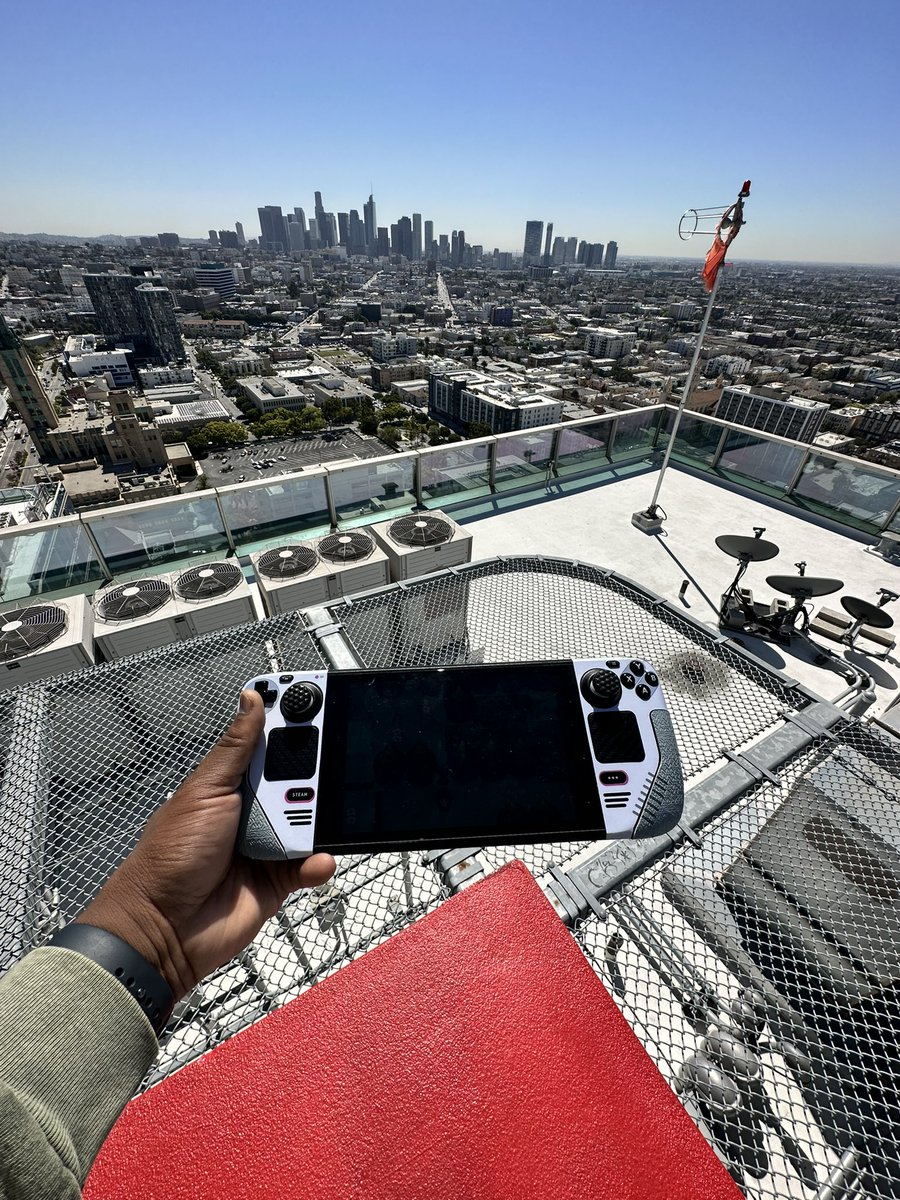 wokewithkd's tweet photo. Where is the dopest place you have used your Steam Deck? 

Yeah I was playing Pokémon GS Chronicles 🤣🤣 (fanmade rom)

Follow my new page @yes2letters 

@OnDeck @jsauxofficial https://t.co/iOg1O8zrMl