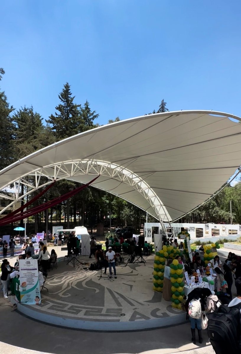 fondoeditores's tweet photo. Caravana del remate de libros FOEM en Ciudad Universitaria hasta las 14:00 horas. 

¡Los esperemos! 

📍 Ágora de Cénide de la UAEMéx https://t.co/u38NTx2D42