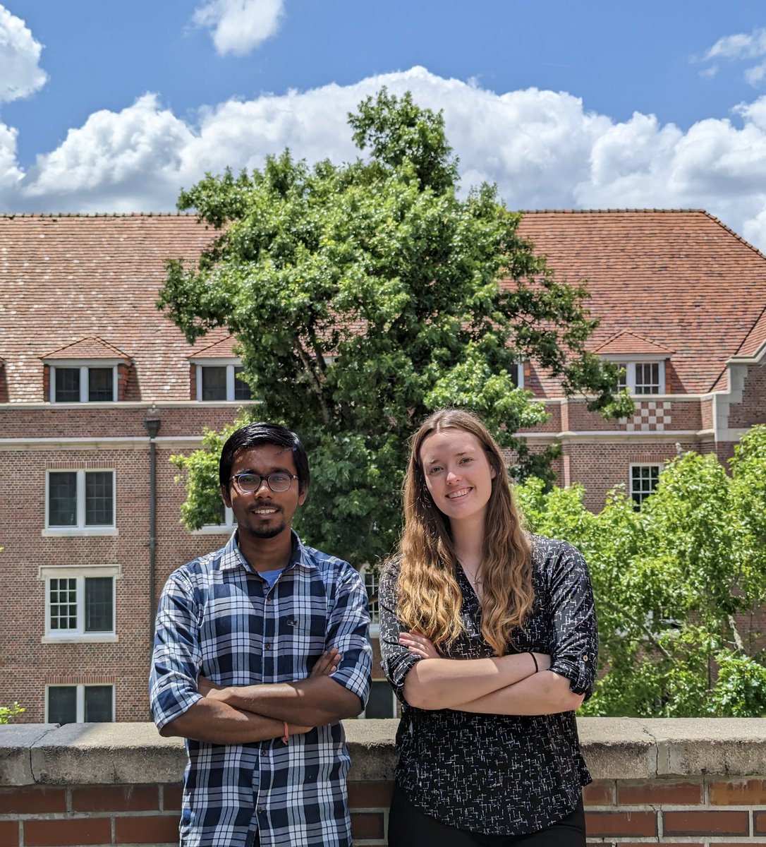 CastellanoLabUF's tweet photo. Congratulations to Parag Das and Faith Kern for winning presentation awards at the 2023 Soft Matter Applied Research and Technology Symposium (SMARTS) organized by @ufpolypmse! @UFChemistry @ParagDa07595181 https://t.co/jYtA8gi5VZ