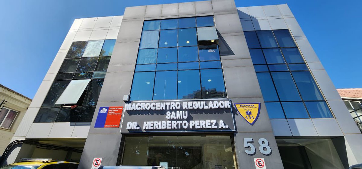 Samumetropolita's tweet photo. #SAMU131🚑 Funcionarios de nuestro Centre Regulador visitaron a sus pares SAMU Servicio de Salud Viña del Mar-Quillota, donde realizaron una importante jornada de intercambio sobre la labor que desarrollan👏🏼

Agradecemos este valioso encuentro para la atención prehospitalaria 👨‍👩‍👧‍👦 https://t.co/GmJwoUEVHS