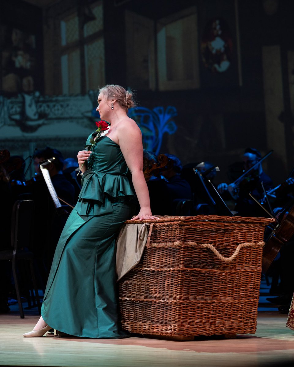 MDLyricOpera's tweet photo. #FlashbackFriday in January 2023 Teresa Perrotta graced the stage last minute in our production of Falstaff as Alice Ford. This weekend, she advanced to the finals of The Metropolitan Opera Laffont Competition. Teresa, your MDLO family is cheering for you! https://t.co/vPbOuz9xaw