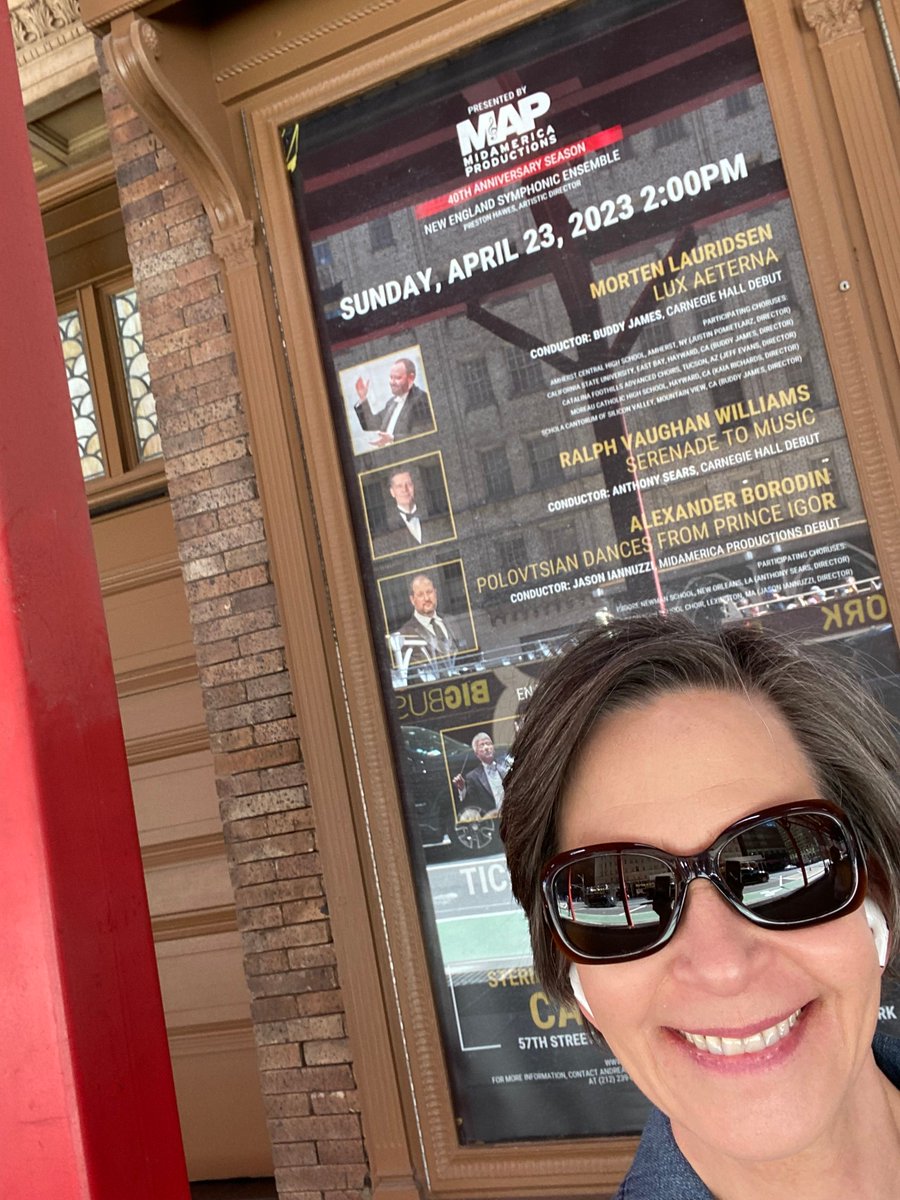 CathySandeen's tweet photo. Look what I found on my walk down 7th Avenue today. Can’t wait till Sunday!!!

Faculty member Buddy James is conducting a group of choral groups, including Cal Stare East Bay, at Carnegie Hall.

#csueb #carnegiehall https://t.co/gtglBcnGnq