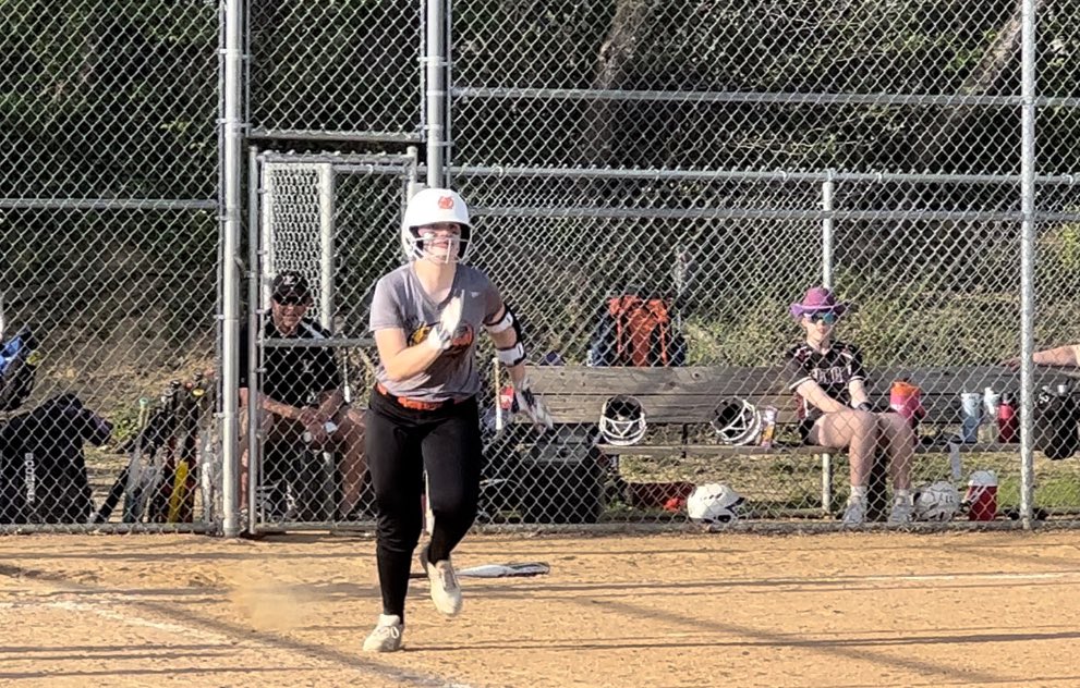Loveland Middle School Softball tweet media
