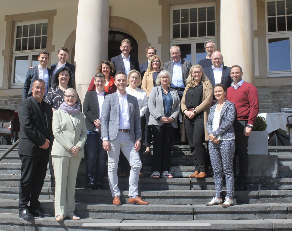 RHÖN–KLINIKUM AG tweet media