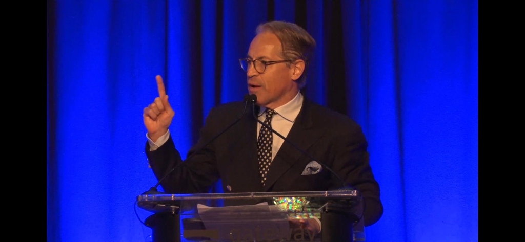 Thank you all for such an amazing night! The stories shared and the impact you make on the ministry is unmatched. We are grateful for you! 

#ConnectingForLife #GatewayWomensCare