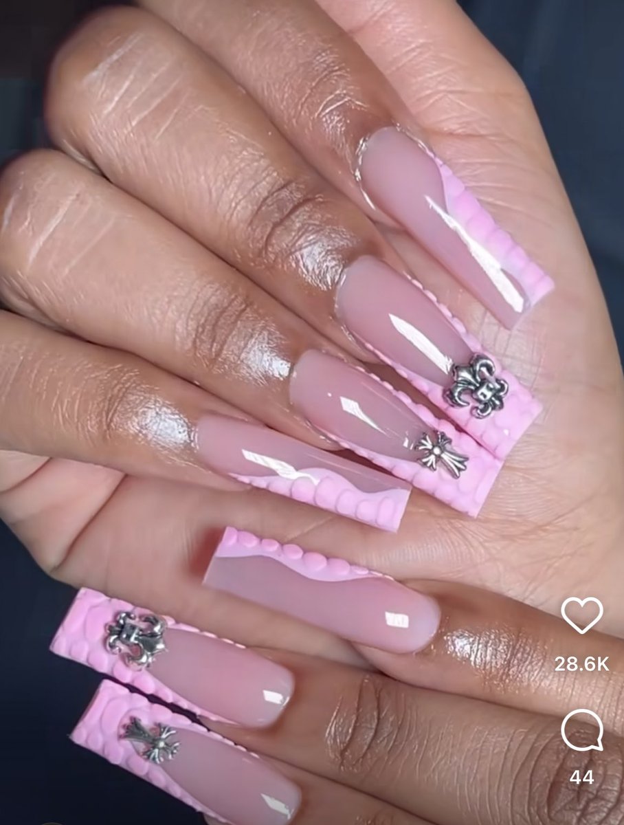 MODELS NEEDED FOR NEXT WEEL!

Would you be interested ? 
Feel free to message me to book one of these looks 🤍

Model prices set @ $55 

HTX 📍
Check out my ig, @nailsbykayla_xo
I can definitely nail these looks, just need models 🫶🏼

Pls RT <3