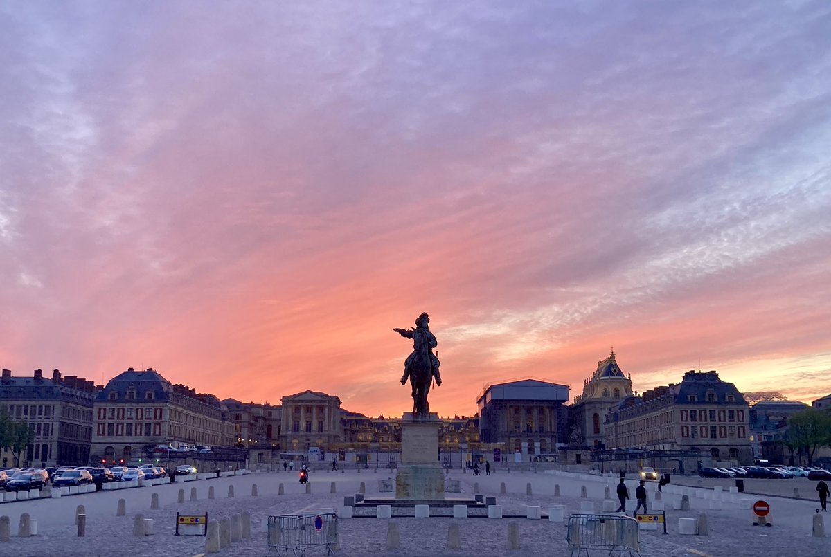 Bon week-end à #Versailles !
@CVersailles