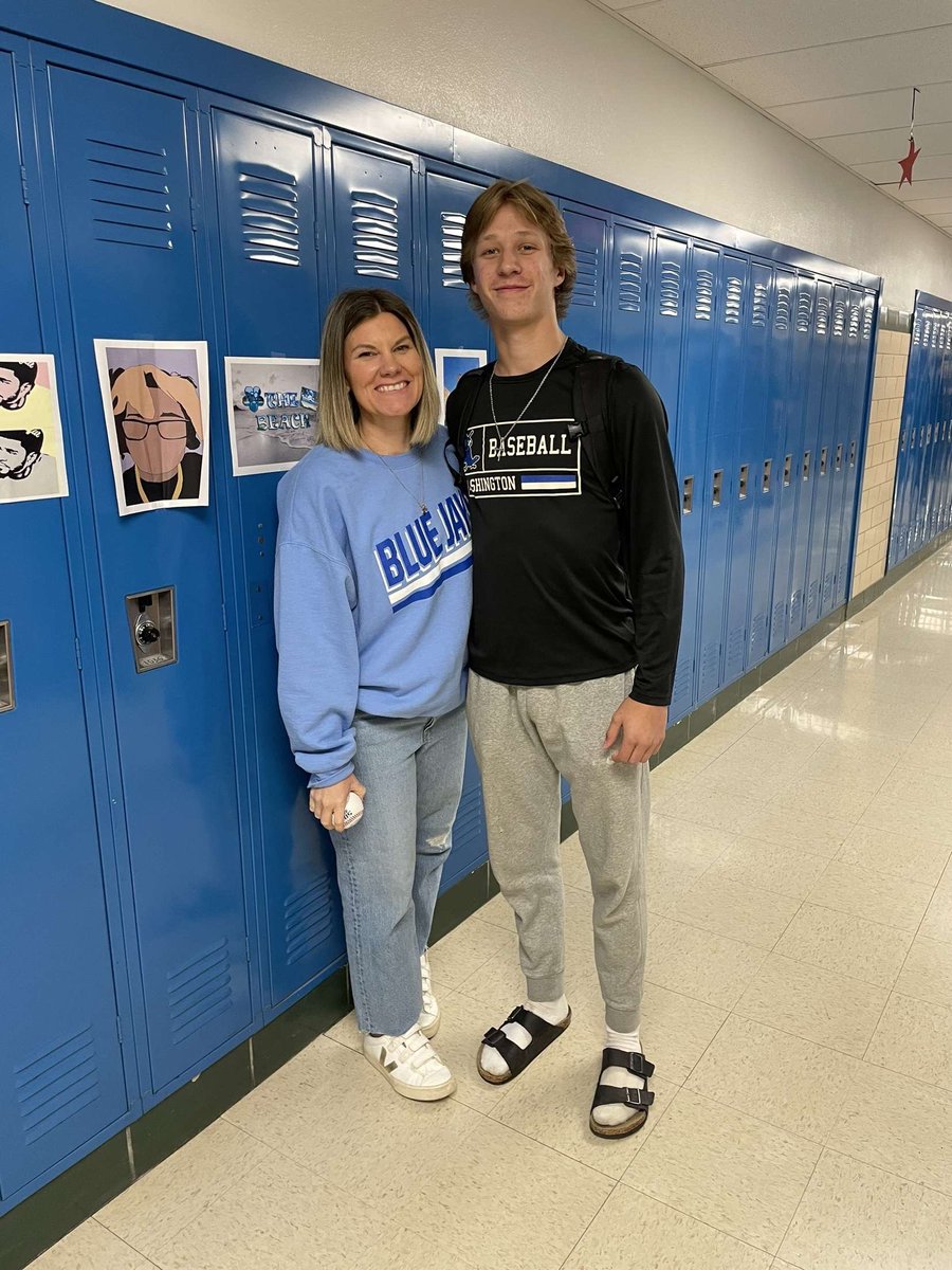 WHSBlueJaysBSB's tweet photo. Grant Trentmann Teacher Appreciation Night selection is Mrs. Kelsey Anderson. 

"Because she is always in a good mood and is willing to hear my questions I ask. She never gets tired of me asking for help." -GT https://t.co/PIOHTD4tTp