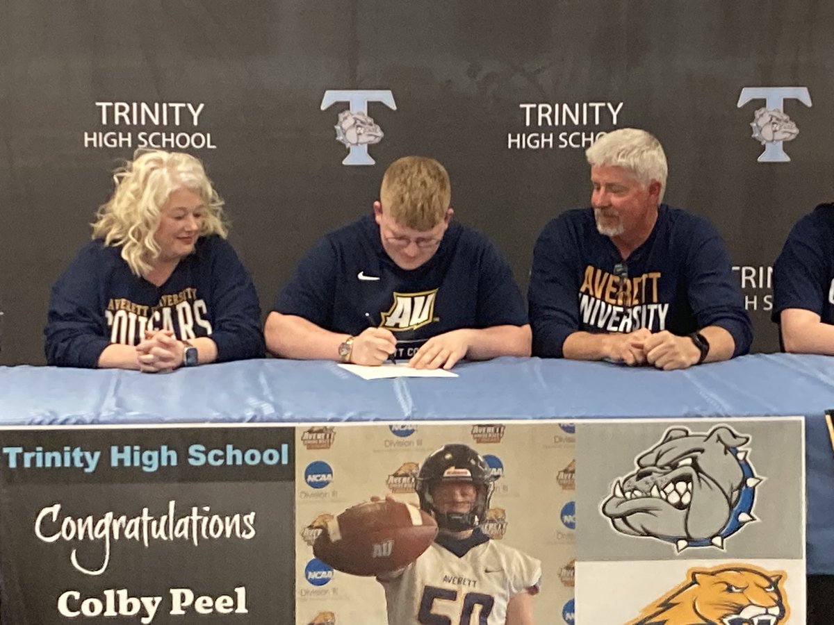 paindawg45's tweet image. Congrats to @Colby_p50 for signing to play @AverettFootball we’re proud of you Colby!  ITS A GREAT TINE TO BE A BULLDOG! #HWPO, #trinitystrong, #GDTBABD