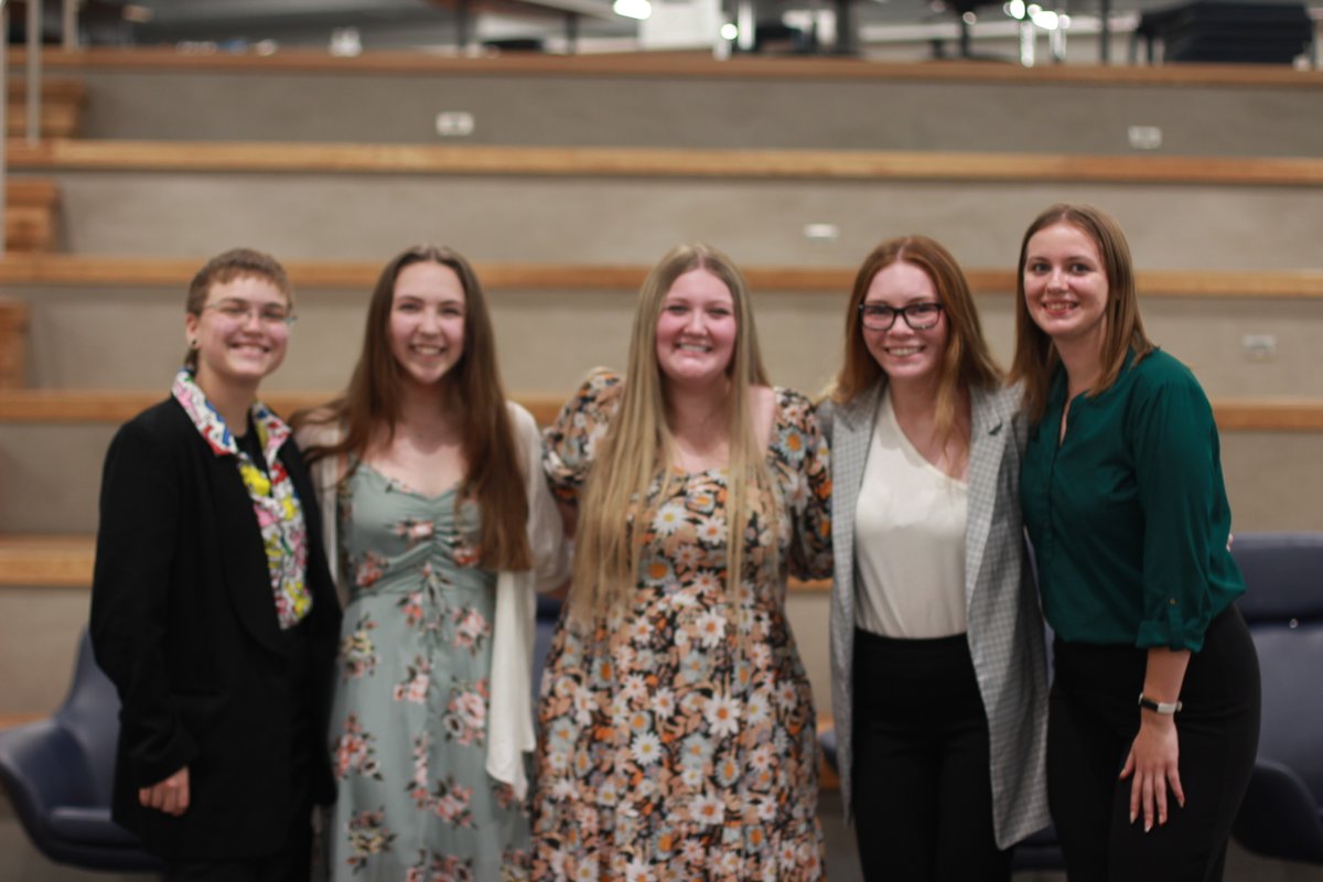 RPTeachAcademy's tweet photo. At our Teacher Academy banquet Scholar Teachers chose a teacher that inspired them throughout their year in the classroom to recognize along with their mentor teacher! We're so proud of this group and cannot wait to see the impact they have on their future students! @RayPec https://t.co/3jGLakUFl3