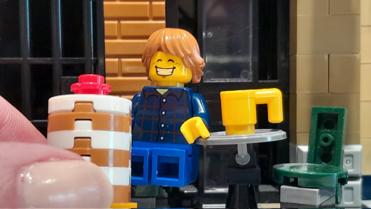 Happy Birthday to Charlie O'Connell, May you have a wonderful Day!
#sliders #bricksliders #bringbacksliders