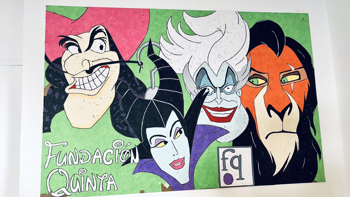 🎨 Murales hechos por nuestros chicos, ¡collage de papelitos de colores! Que no dejen de soñar. ✨💙#TEA