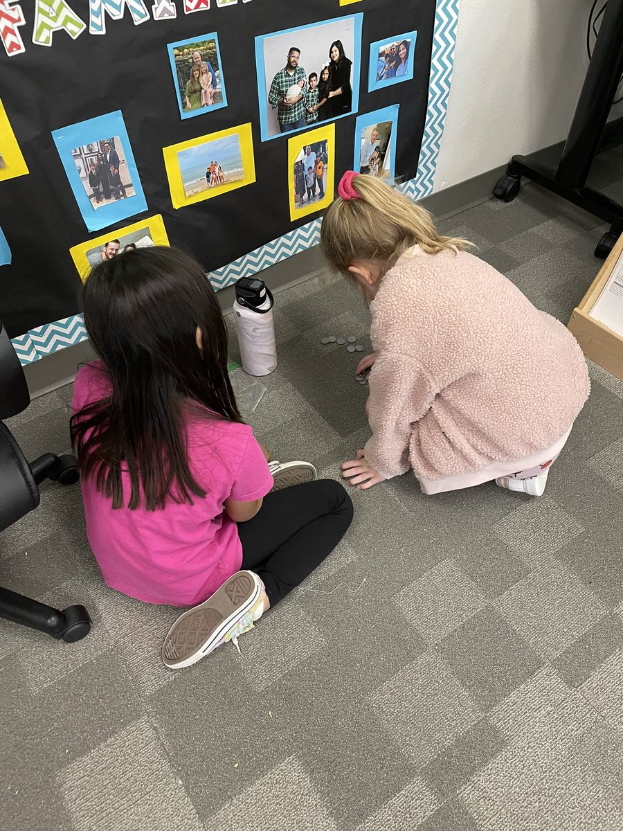 olin_kayla's tweet photo. We can skip count groups of coins! Practicing our coin recognition and skip counting with our partners #fisdmadetoshine #friscomadetoshine @VaughnElemFISD @danifry_math https://t.co/92G0pORaQH