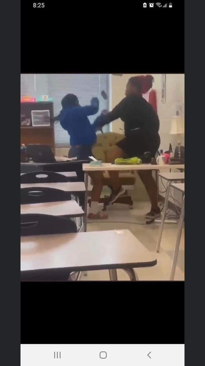 So her mama spoke. And she got more sense than most of y'all. I love to see it. Good job mama! 👏🏾