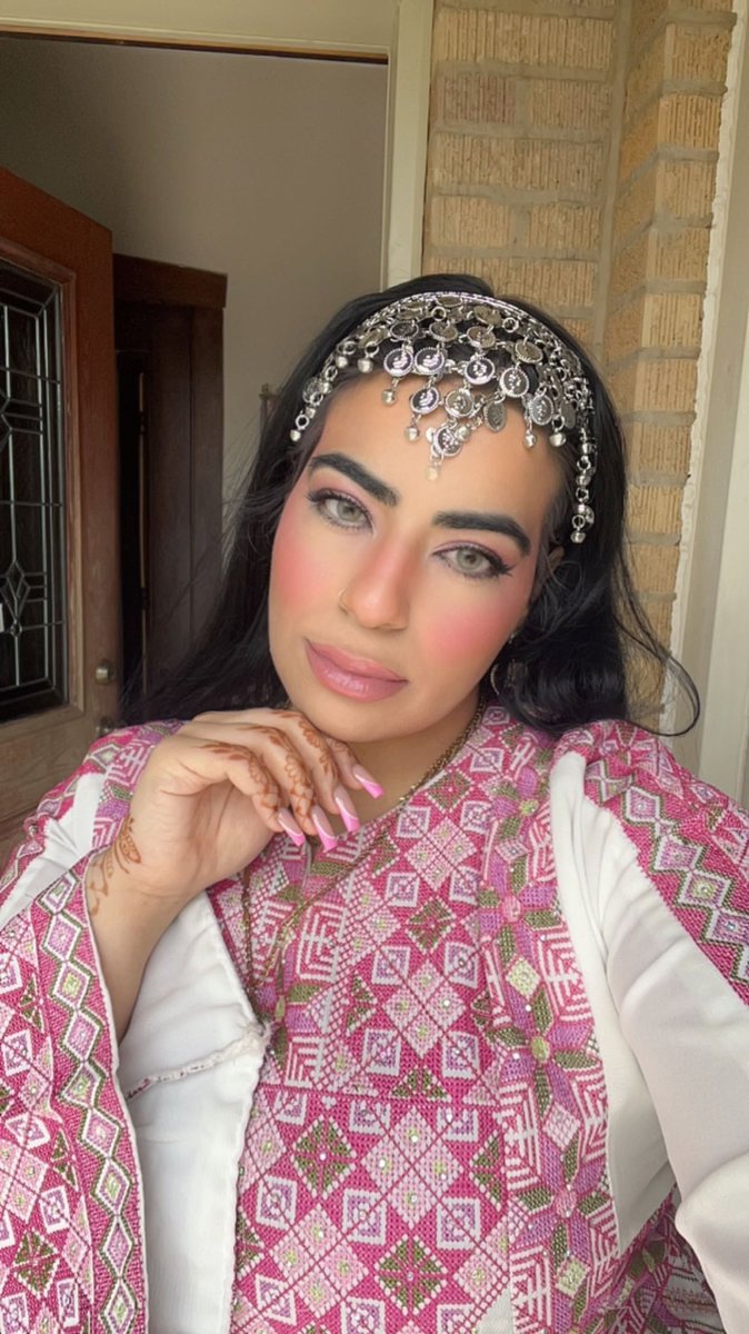 drosepali's tweet photo. Eid Mubarak from your Palestinian Princess 👑🇵🇸 https://t.co/jl4bUZ6Bke