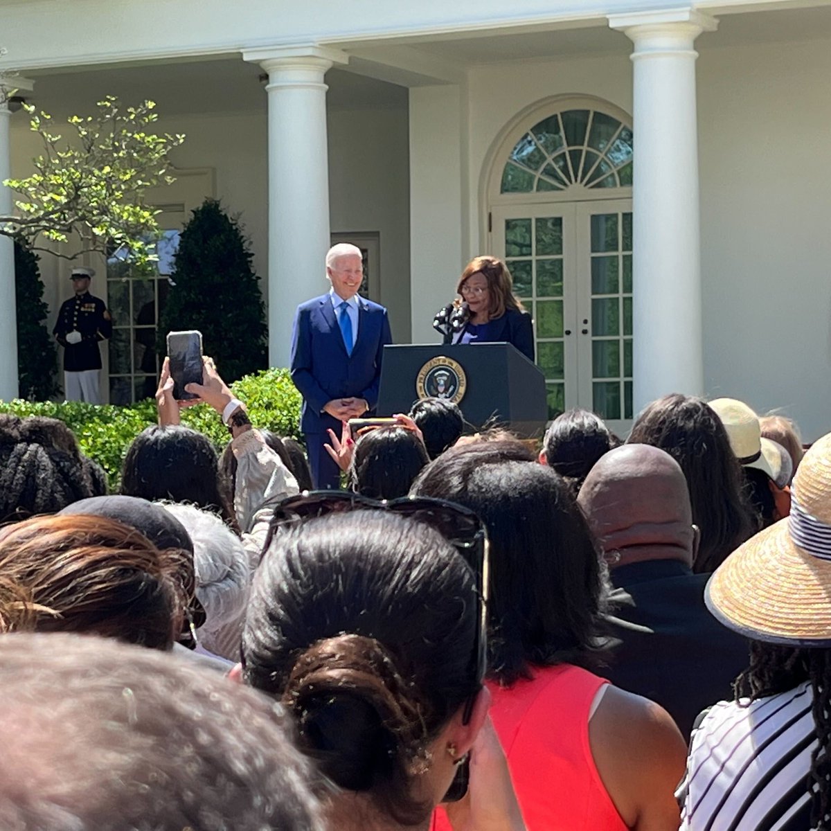 LCVoters's tweet photo. @POTUS Thank you to all the environmental justice leaders and advocates like @CathFlowers who have spent decades fighting for historically excluded communities. This wouldn't have happened without you.
Today, we celebrate this progress.
Tomorrow, we fight to pass the #EJForAll Act. ๐ https://t.co/qS9jbAQ6fN
