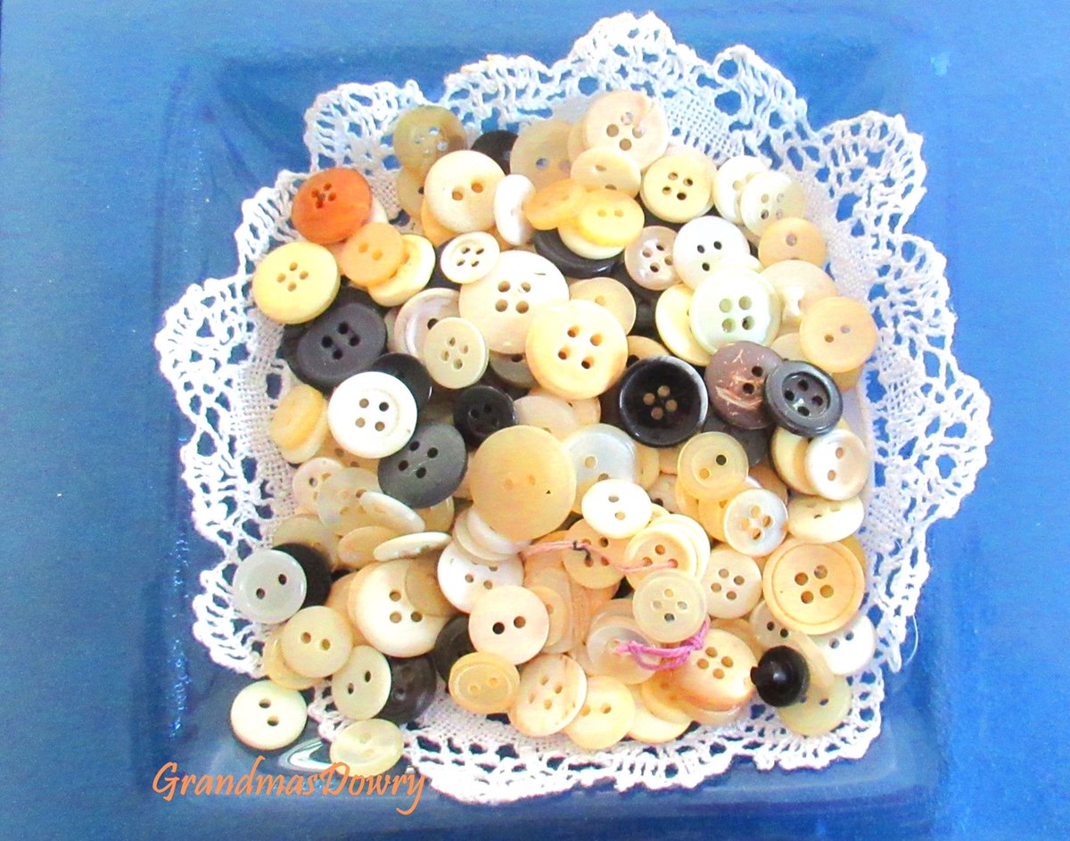 GrandmasDowry's tweet photo. Bakelite Buttons, Celluloid Buttons Assorted Lot About 200 Pieces, Small Medium Old Buttons https://t.co/oPc7vMKOWE #white #crochet #plastic #black #fashionbuttons #celluloidbuttons #flatback #vintageoldbuttons #bakelitebuttons https://t.co/a8yMFxsYWU