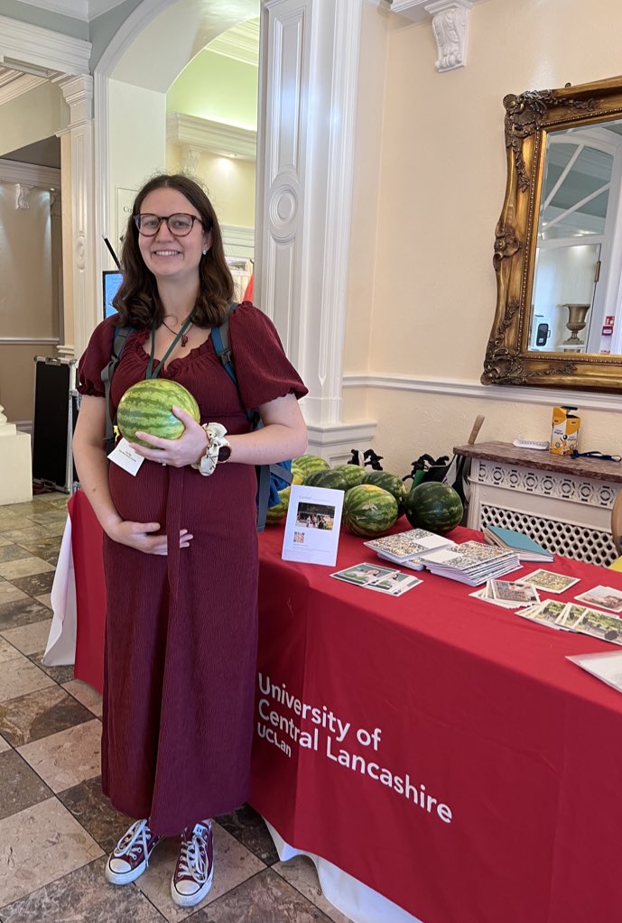 At a workshop with @PractisingPlace on artistic representations of mothers’ bodies. ‘Carried’ by @KrissiMusiol -an audio walk (with a watermelon!) aiming to make motherhood visible and maternal experiences heard. An emotive experience shared with my own melon!
#MAINN2023 @UCLan