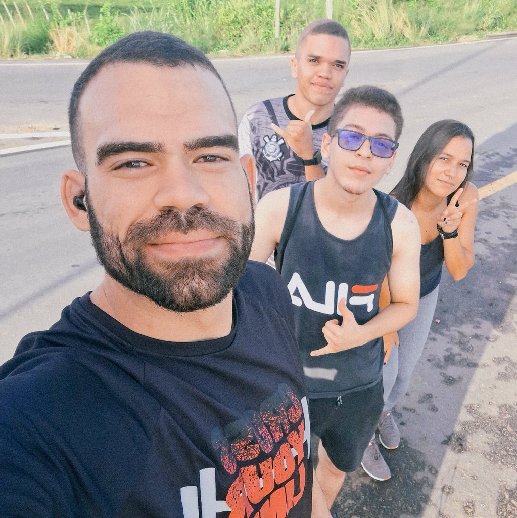 omiltonneto's tweet photo. Corrida dos amigos. Ainda eserando tirar um tempinho para redigir um textin lindin de agradecimento aos envolvidos 🫶🏻 https://t.co/ivZPf0osWf