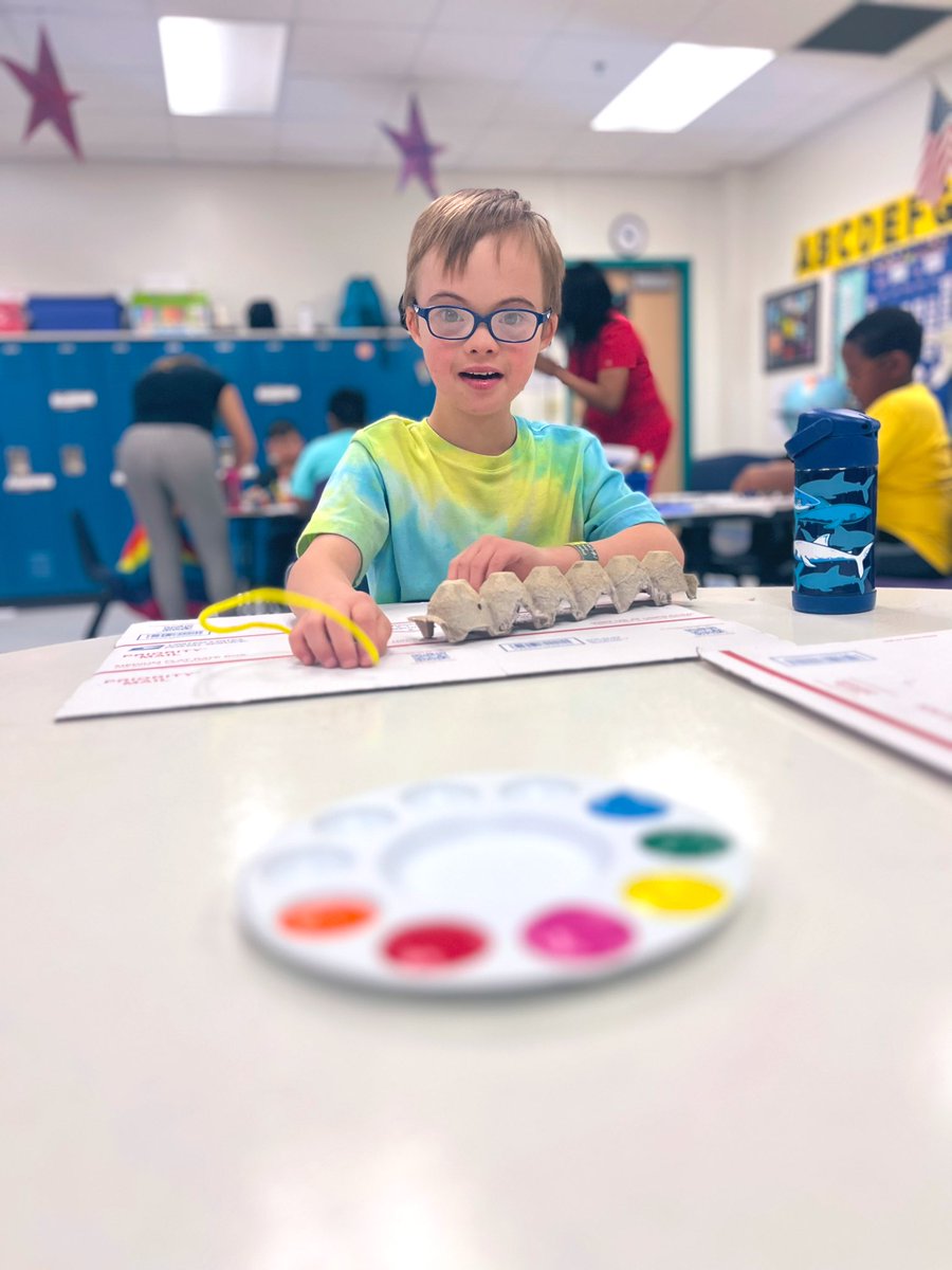 Butterflies and ice cream and crafting, oh my! All in a days work for Life Skills at Liberty. Happy Friday to all! #possibilities2223 #OneLISD #LISDCulture #LISDTeacher