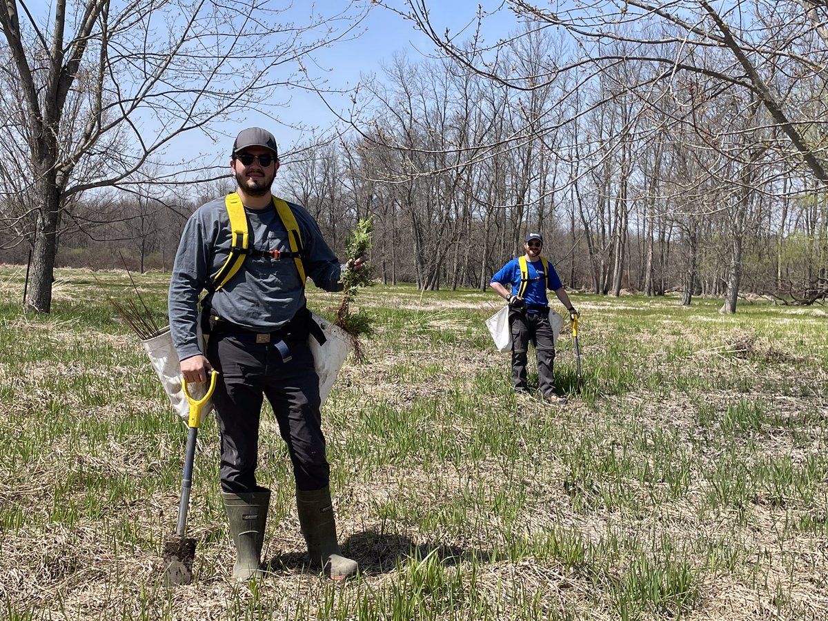 QCOutreach's tweet photo. Our tree planting season began today with the planting of 800 trees along Palliser Creek to aid in the restoration of this cold water creek system. Thank Simon and Brendan from @AlairHomes Belleville for planting with us today. https://t.co/Ix2fIejP4H
