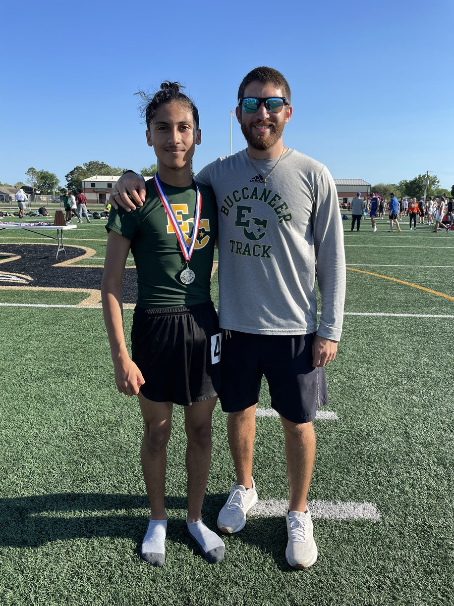 ECBucsTrack's tweet photo. 🌟Regional Qualifer🌟
EC-800m
@smondragon282 
⚡️2:10.51⚡️
C/O 2025 https://t.co/XF2vRGFQqx
