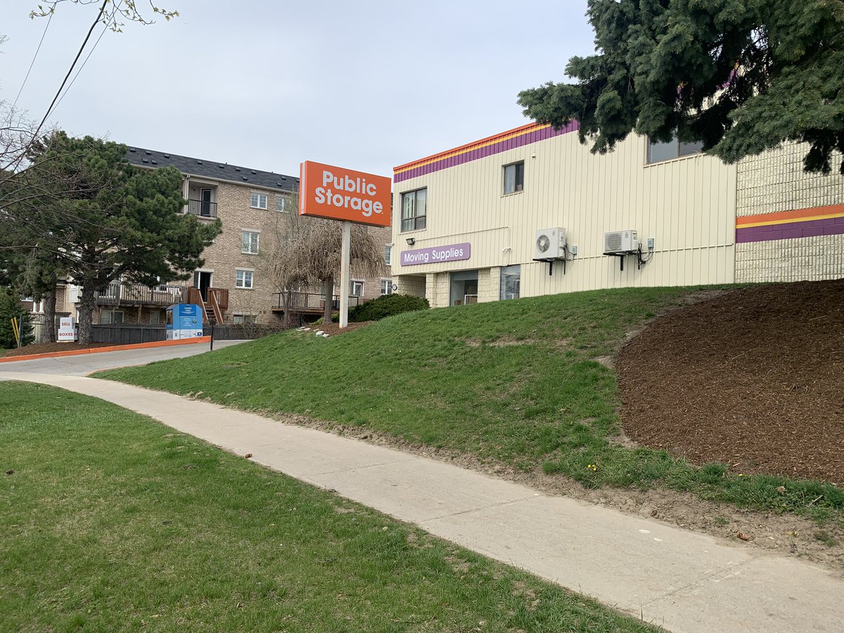 You really have to hate trees to mulch them so badly- year after year. <a href="/Publicstorage/">Public Storage</a> hire competent “landscapers”. why does <a href="/TOtrees/">TREES TO PLEASE</a>  allow this on city boulevards?