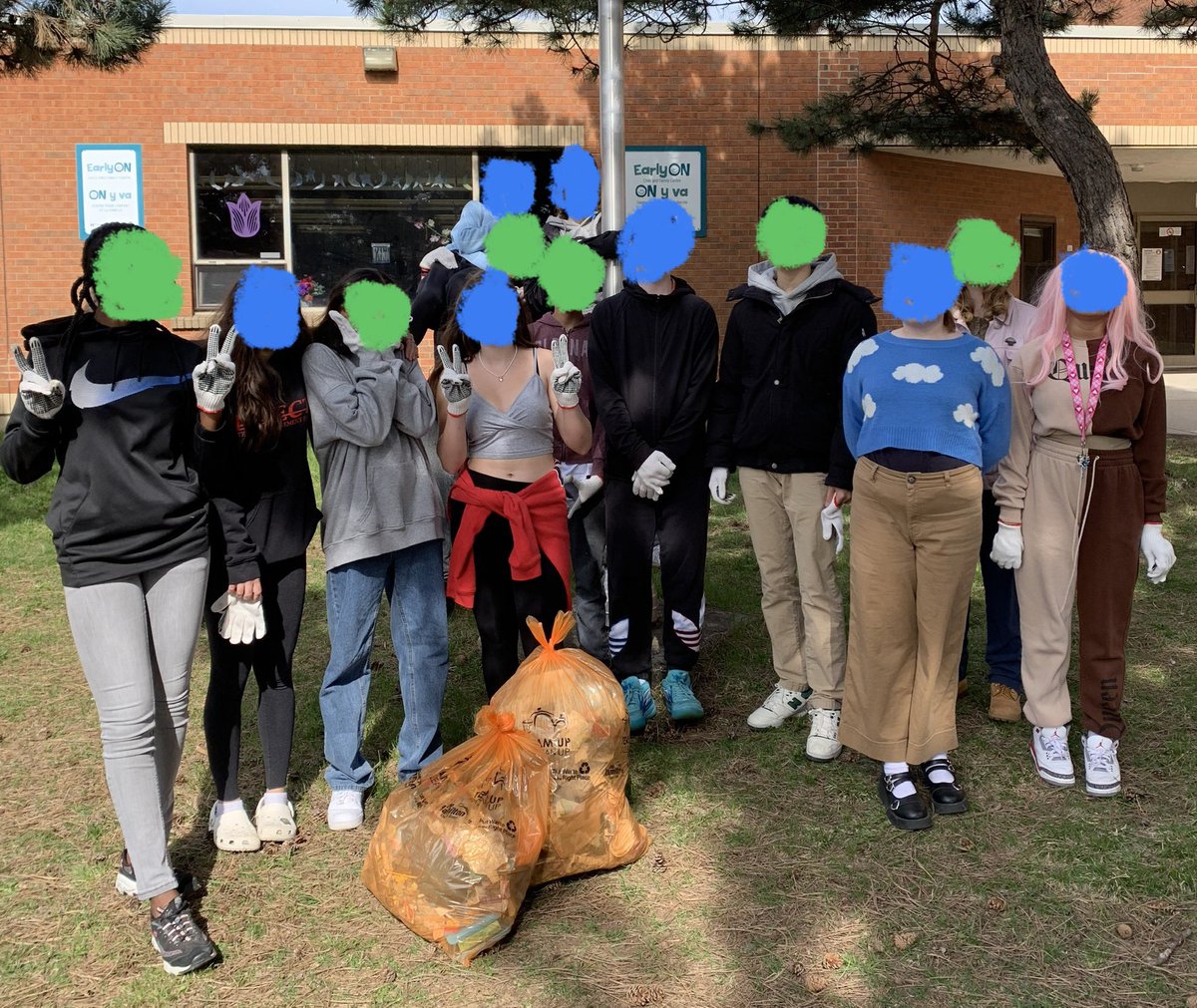 @cb_stirling creating art from trash & recycling in class 8B and cleaning up our campus!