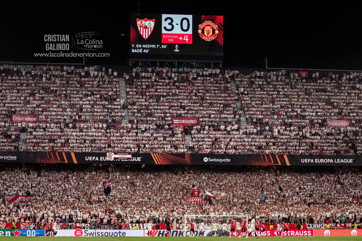 dorsal16_'s tweet photo. 👀❤🤍Os traemos las mejores fotos del Sevilla FC - Manchester United ⚽

📸 Gracias a nuestro fotógrafo Cristian Galindo. (IG @cgalisport)

Entra en nuestra web 👇🏻 y disfruta de las imágenes de esta noche mágica🏟

#SevillaFC #CompartimosAfición https://t.co/2iDNHyEpwg