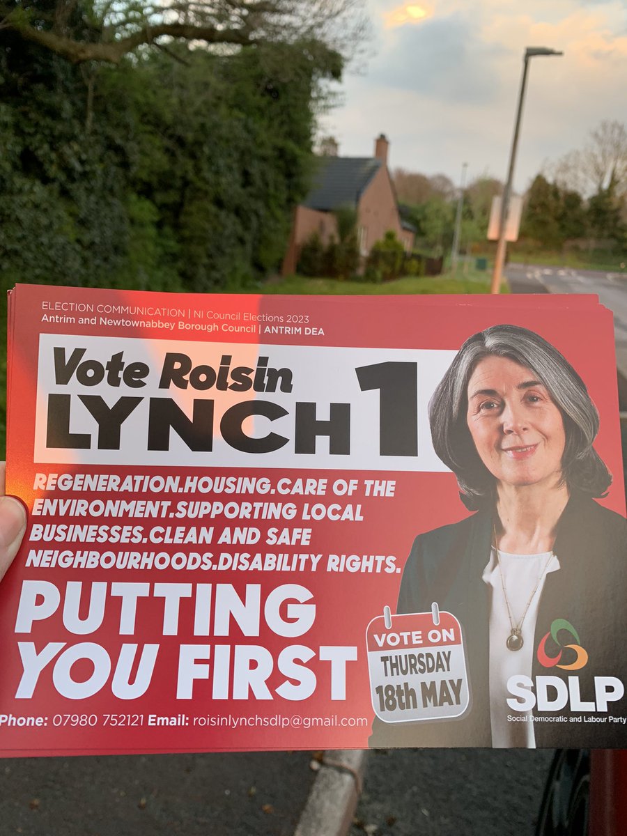 roisinlynchsdlp's tweet image. A great afternoon and evening to be out, meeting and speaking with residents in Newpark and Greystone.

Residents could see the ongoing progress and development in Antrim Town and want investment to continue. #VoteLynch1 

#puttingyoufirst