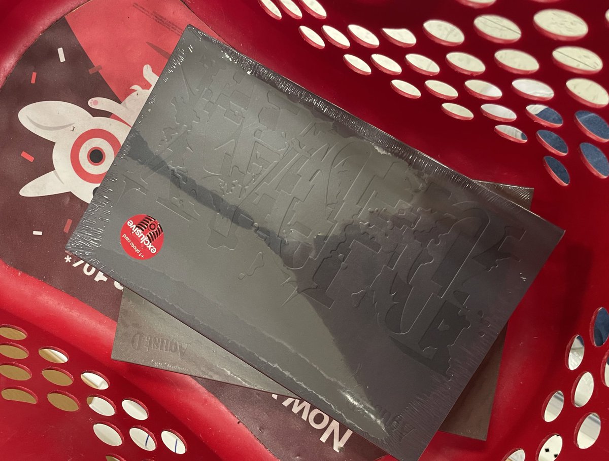 SKprincess75's tweet photo. Oh, my albums aren’t arriving until Wednesday now?
Like hell I’m waiting that long! #AgustD #D_Day #D_DAYOutNow https://t.co/7jRPVhIiM4