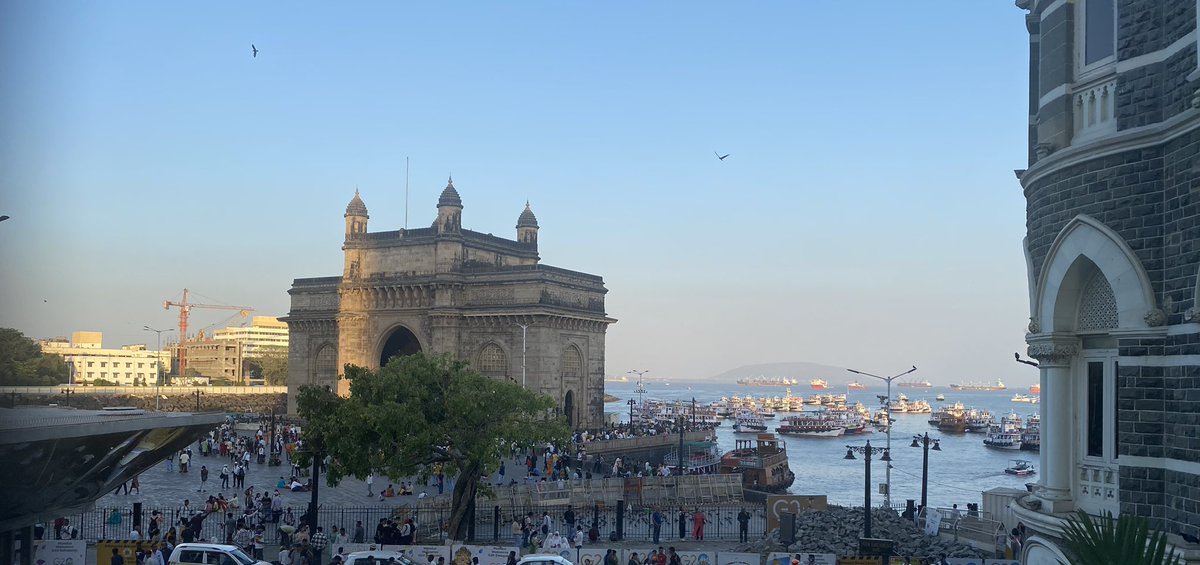 enussbi's tweet photo. In Indien hofft man auf „The rebalancing of global supply chains“ und auf Investitionswilligkeit aus der ganzen Welt. Nach ein paar Tagen mit der EFTA- ParlamentarierInnen-Delegation in Delhi und Mumbai verstehe ich besser, warum ein FHA #EFTA-Indien Sinn machen könnte. https://t.co/ezDTVA0t5M