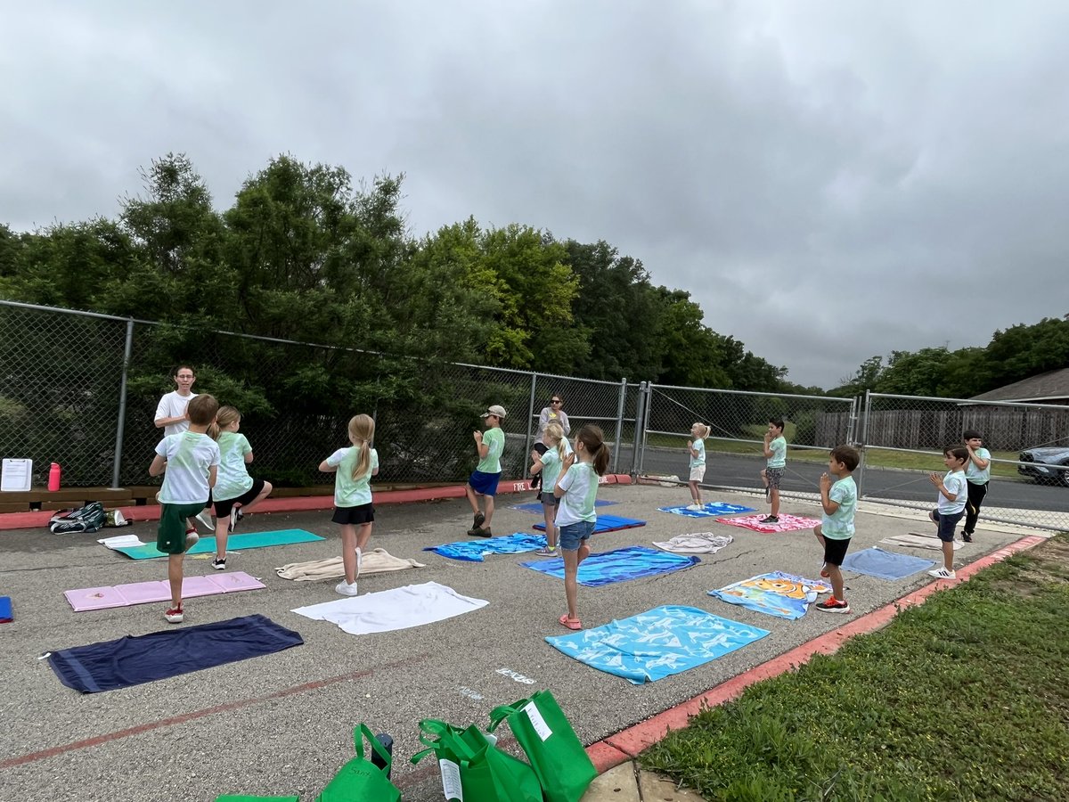First grade had so much fun celebrating Earth Day through lots of fun engaging hands on activities!🌎 <a href="/FairOaksRanchES/">Fair Oaks Ranch Elementary School</a> <a href="/BoerneISD/">Boerne ISD</a>
