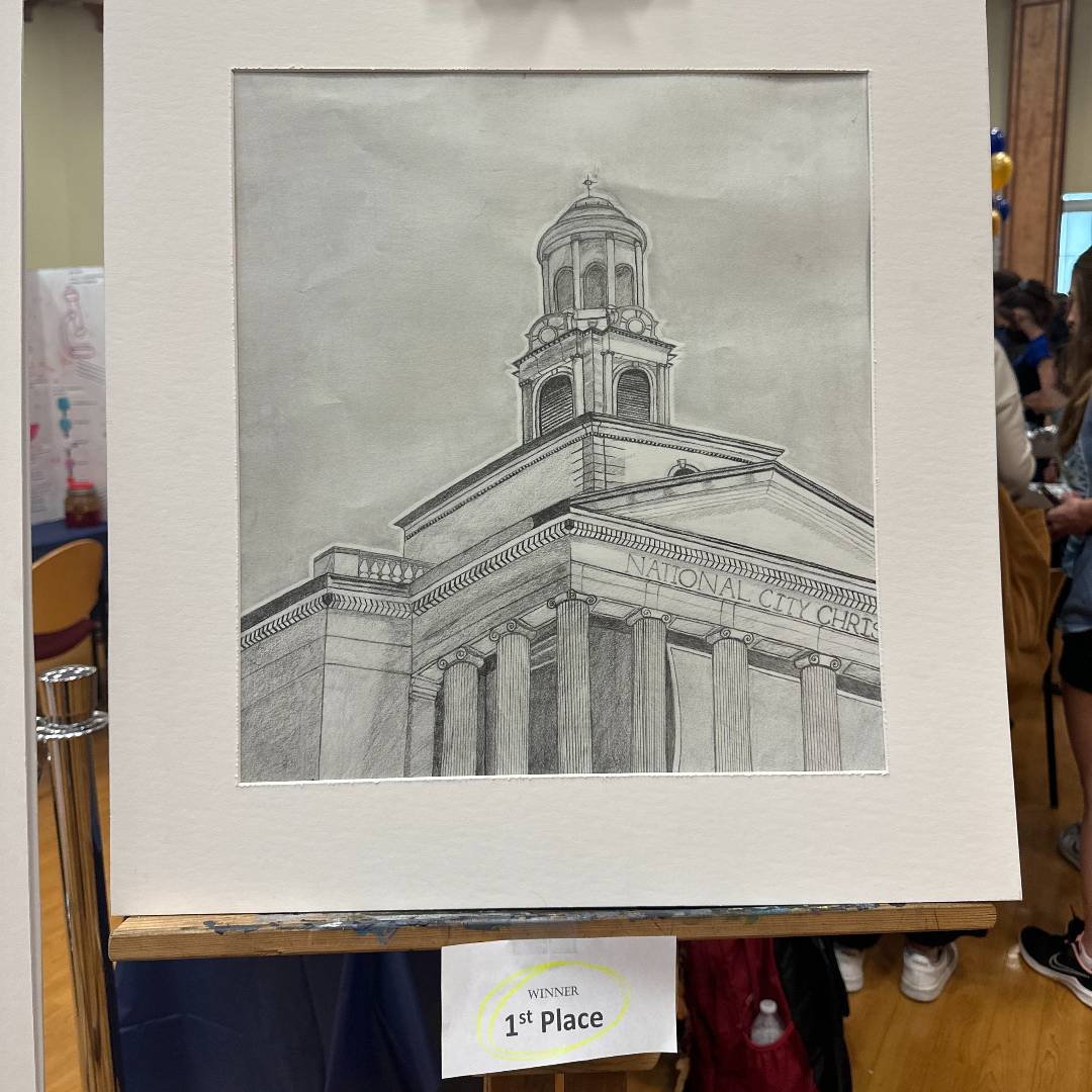 solaccofficial's tweet image. 🎨Félicitations to our Student Showcase Art Show winners:

✔️ Breanna Lockett - 1st Place
✔️Paige Stevens - 2nd Place
✔️Destinee Romero - 3rd Place

We are amazed by your creativity!

#SLCCPride #EveryDayExcellence #StudentShowcase #CCMonth