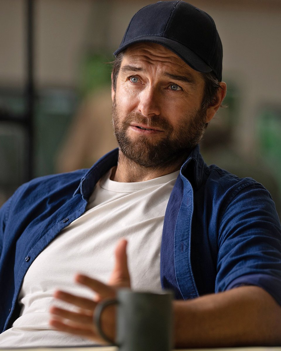 TheBoysTV's tweet photo. Nice seeing this lad in a cap and t-shirt for a change https://t.co/qN9MFvSsSx