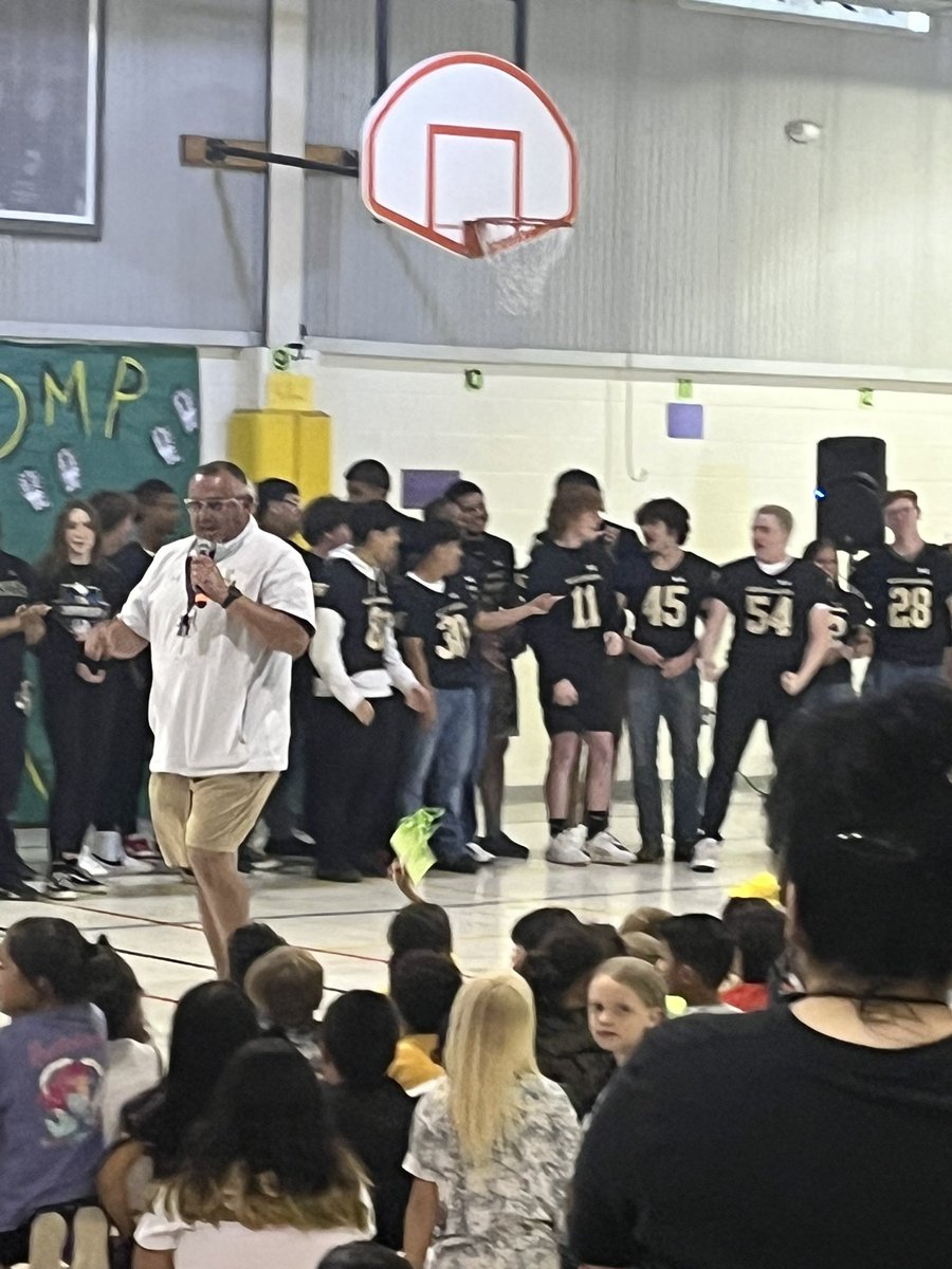 Coach Graves tweet media