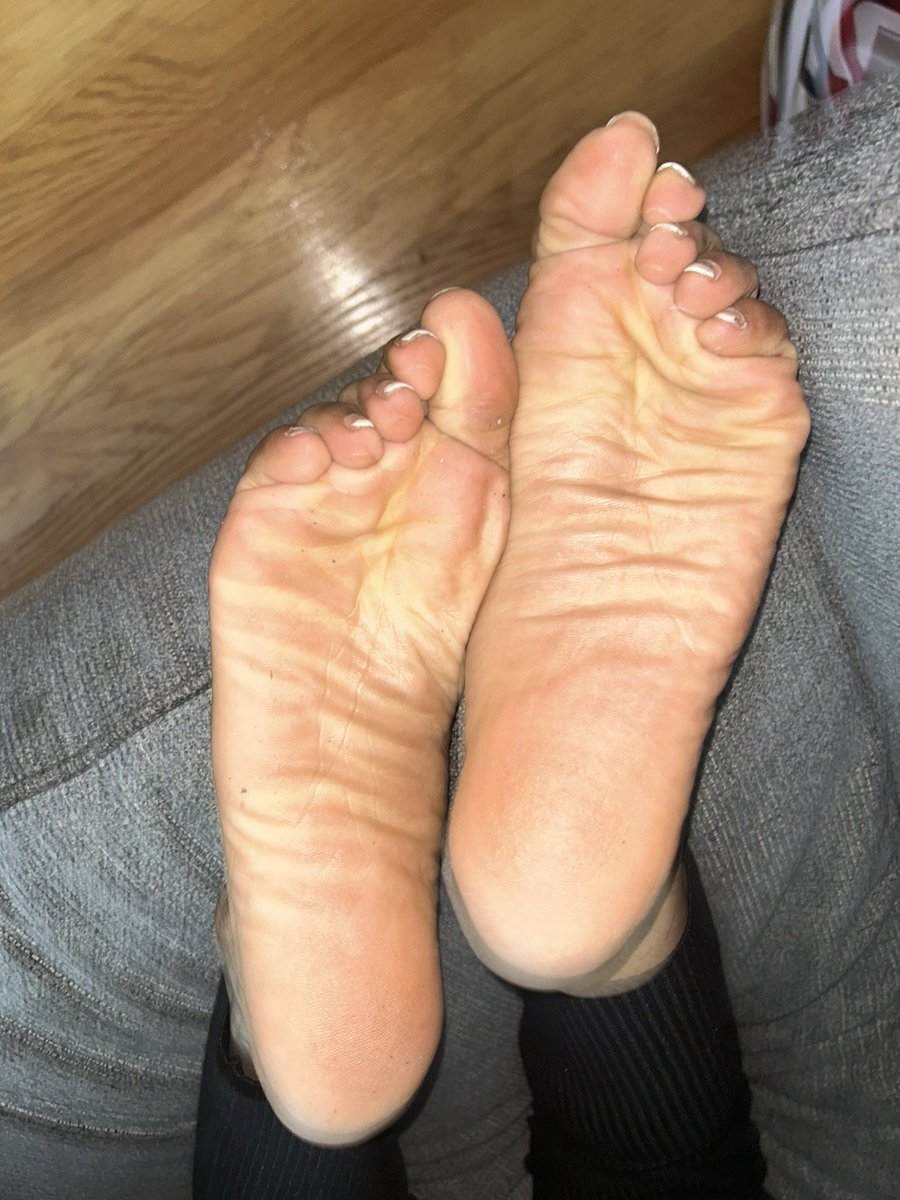 Thef00tl0ver01 On Twitter Rt Exoticfeet02 My Girl Has Perfect Soles 