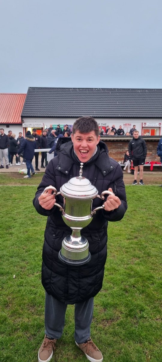 durhamsafc1994's tweet photo. Big 👍to Easington Southside because for letting Jamie be involved in their celebrations 👏👏 https://t.co/X4aezu03MK