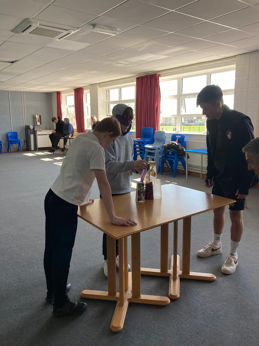 Our Year 8 students started their #PLInspires workshops, listening to instructions, teamwork & communication skills were needed and our students smashed it! 👏🏻👏🏻👏🏻 @iford_academy @AFCBCommunity @willo_9