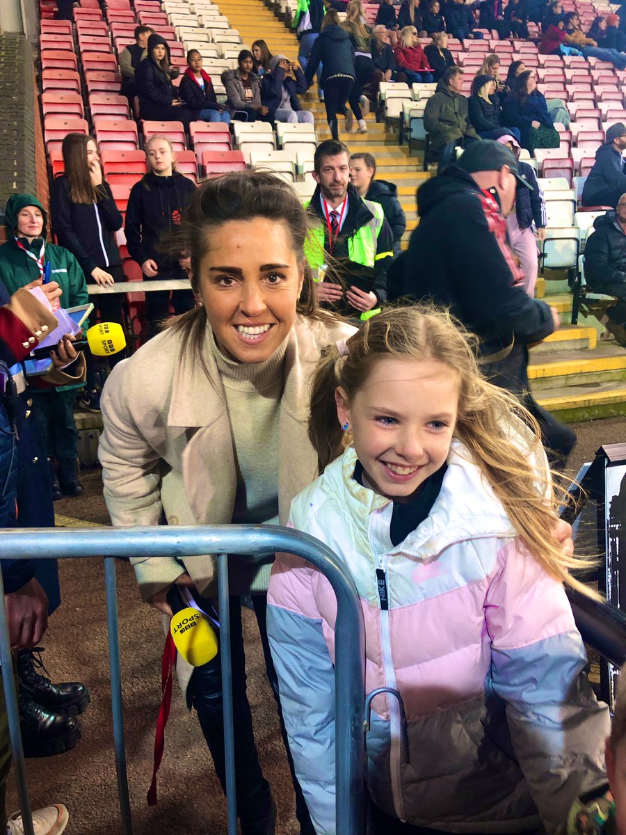 Being an Auntie is having to be on the wrong side of the camera for moments like this! <a href="/fara_williams47/">Fara Williams MBE</a> @BootsBallsBras_ 

Still takes me back how large the girls and women’s game is growing 😍
