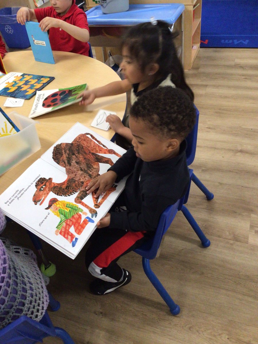 RBBPrekHackett's tweet photo. Buddy reading fun!@RedBankPreK #RBBisBIA https://t.co/YbKNR90PCs