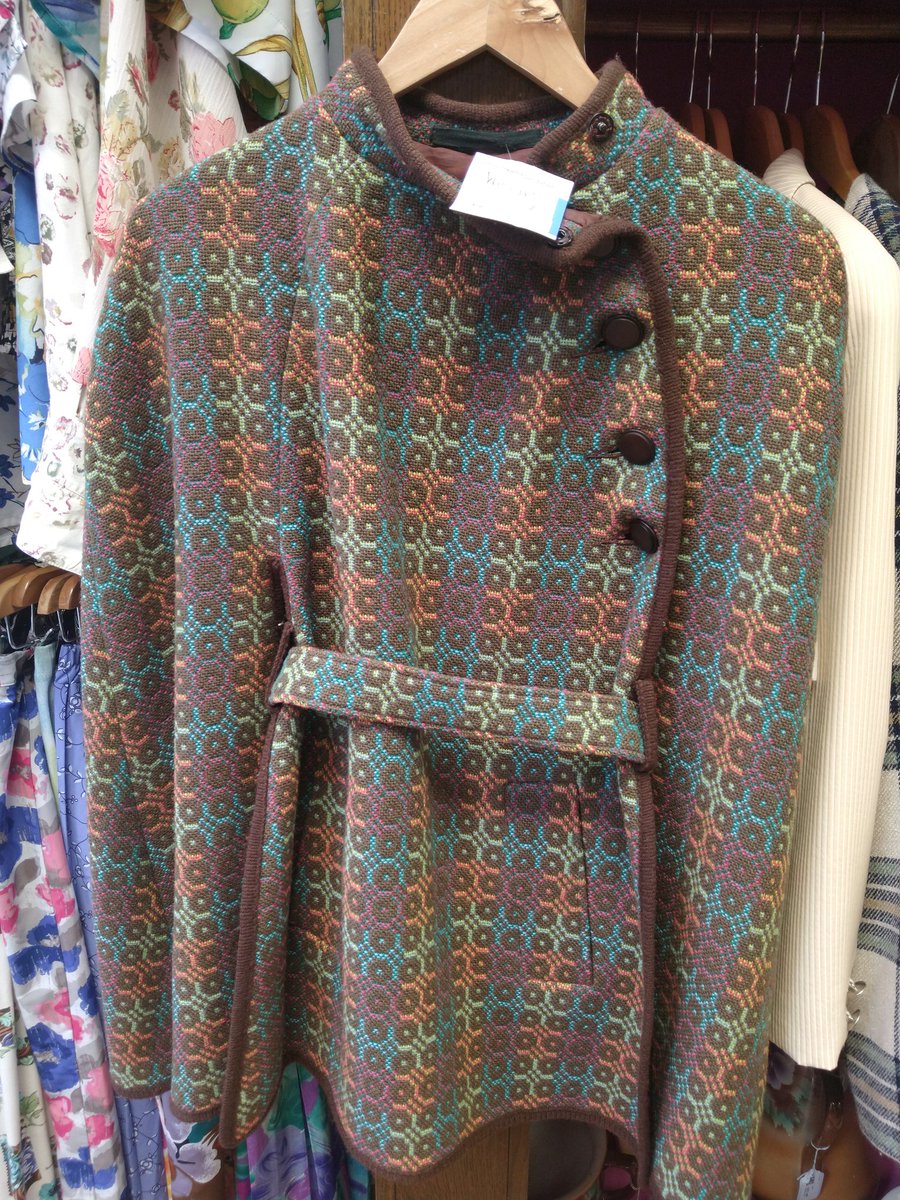 eltbusglob's tweet photo. Isn't this adorable?!
#WelshWool #VintageClothing https://t.co/DHP00Jk6Mj