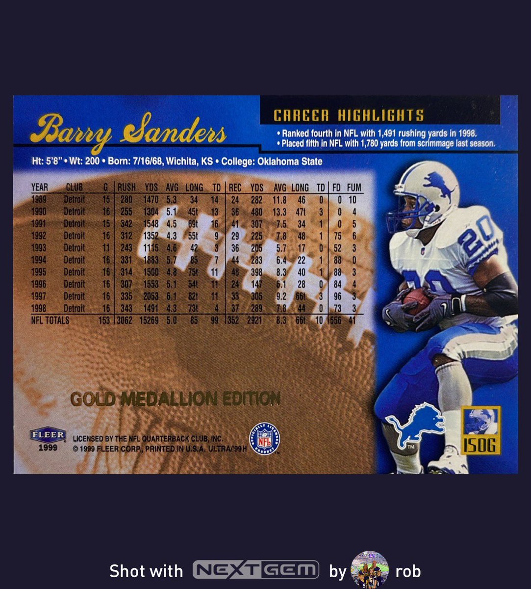roroweber1's tweet photo. 🦁FREE BARRY SANDERS CARD🏈

I’m giving away a cool Barry Sanders parallel card.

TO ENTER:
- Just like this tweet 
- Follow me

That’s all… good luck! 🍀 

Like this card? Check out member ‘32Degrees’ on @NextGemApp to see my 22 awesome Barry cards. https://t.co/2gkyI2gU9h