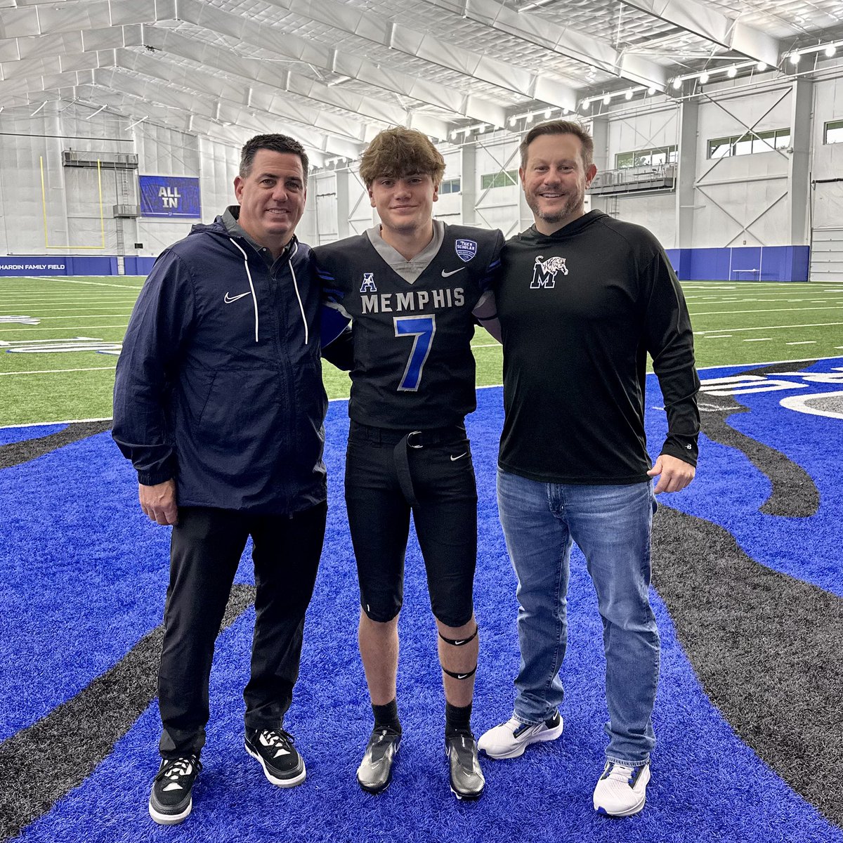 Will Safris tweet media