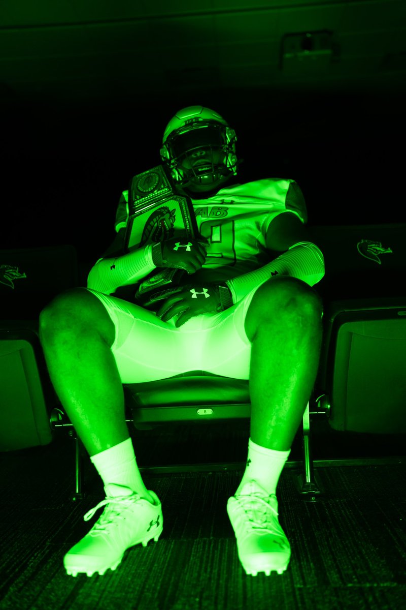 coreyclark92's tweet photo. Great Unofficial visit at UAB 🐉
#GoBlazers⚫️🟢
#HomeTownHero
@CoachM_Patrick @CoachCampbell37 @CoachGDavisFB @CoachAbrams @OAtheagent @JuCoFootballACE https://t.co/tmVf4Thhn3