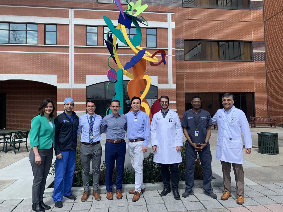 Grateful for an incredible oligometastasis talk and mentoring session with @drdavidpalma for the @RoswellPark radiation residents today! Looking forward to the results of the ongoing SABR-COMET trials to expand our understanding of oligometastatic disease