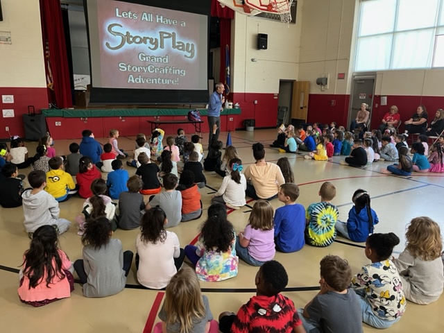 Bradley_School's tweet photo. Thank you to @MonsterAuthor Jason Edwards for joining us this morning to discuss the importance of storytelling. Thank you, Bradley School PTA, for providing yet another wonderful learning opportunity for our kids! https://t.co/7a9K2s6BcK
