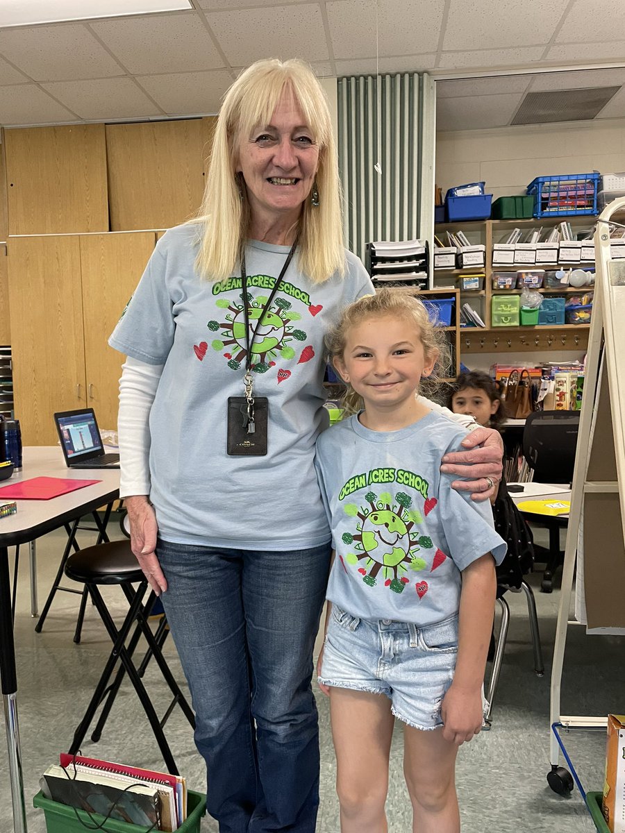 We went retro today… arbor/earth day #oldschoolstyle We should bring back the contest! <a href="/tracyosborne112/">tracy osborne</a> <a href="/OAPrincipal/">Susan DAlessandro</a> <a href="/StaffordTwpEd/">Stafford Schools</a>
