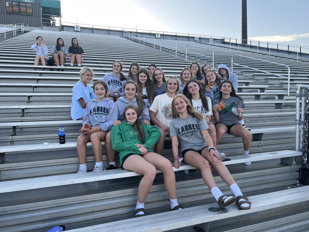 MissWhitty4's tweet photo. Yesterday our girls lax team went to watch friends and former teammates play at Coffman and today we did a Shred Class together! So proud of these girls and how well they are working and building as a team. 🥍❤️💪 @KMSAthletics #teambonding #iwillbesoretomorrow https://t.co/0GqzNIDOt9