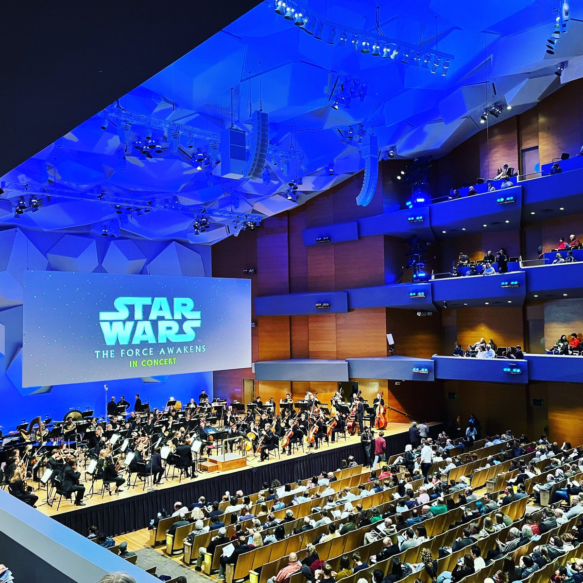 tomwiener's tweet photo. Tonight's entertainment. MN Orchestra playing the some space jams. #starwars #mnorchestra #johnwilliams https://t.co/umkjkVtvts